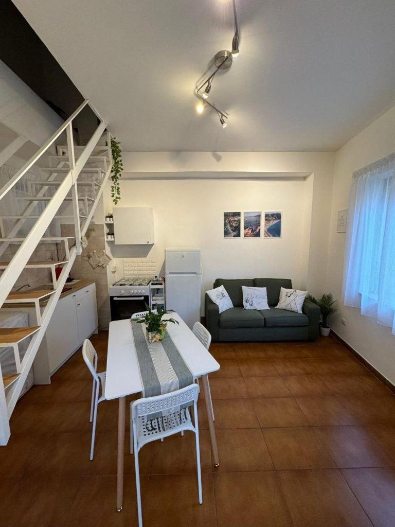 Appartamento Turistico Scilla Da Franca Exterior foto